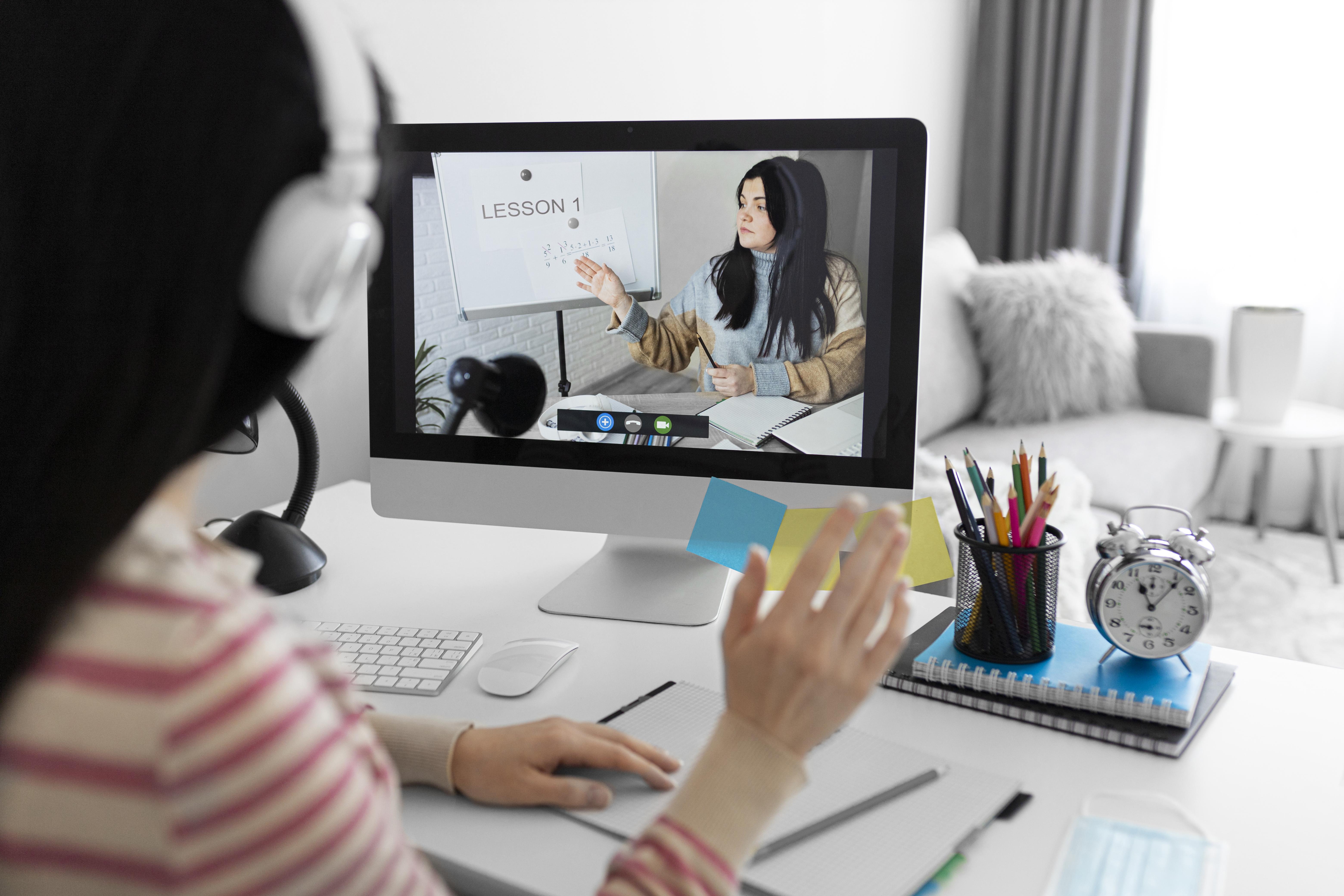 Student enjoying CBSE online learning